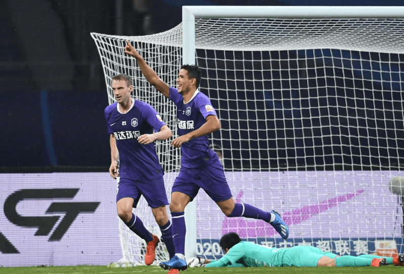  罗马锋线双星联袂建功，主场轻取升班马收获三分